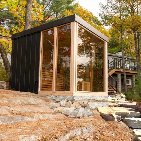 Oasislux Luxury Outdoor 6-Person Square Sauna